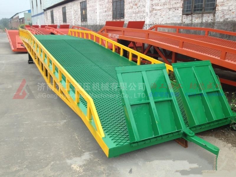 移動式登車橋,移動式液壓登車橋